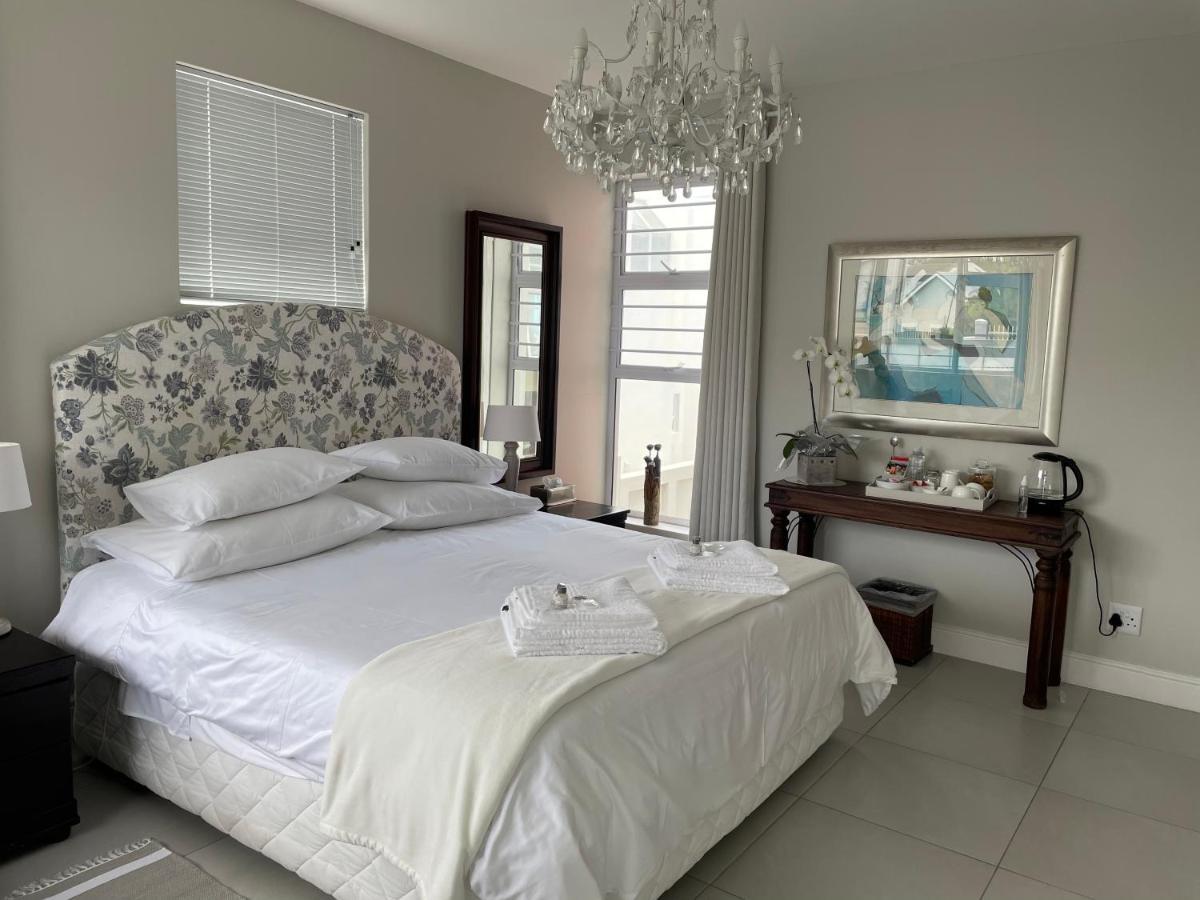 Villa Vermont Hermanus - Views, Sunny, Right On The Sea Extérieur photo